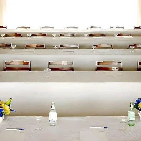 비나스 호텔 알테이소